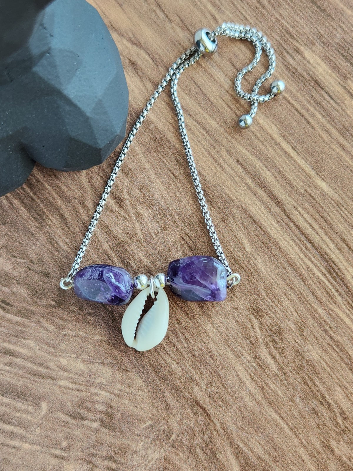 Amethyst & Cowrie Shell Bracelet