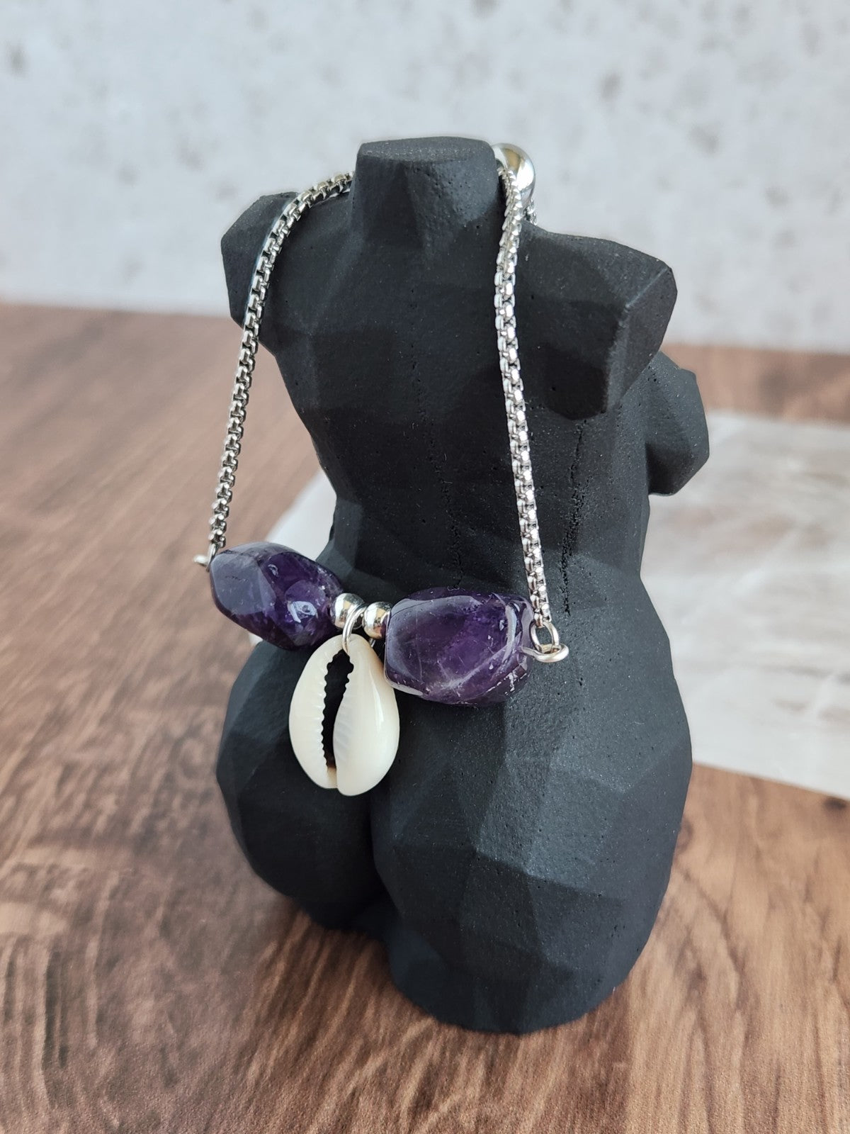 Amethyst & Cowrie Shell Bracelet