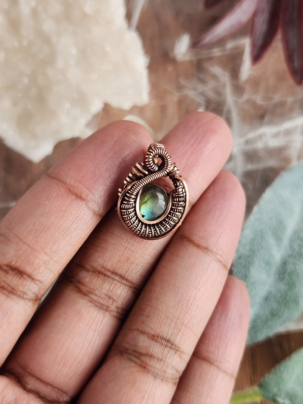 Green-blue Labradorite mini Pendant