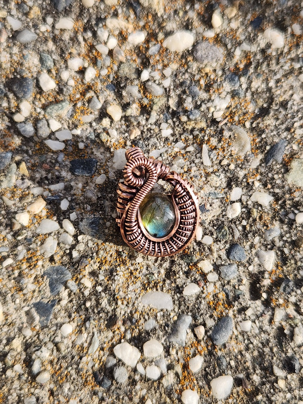 Green-blue Labradorite mini Pendant