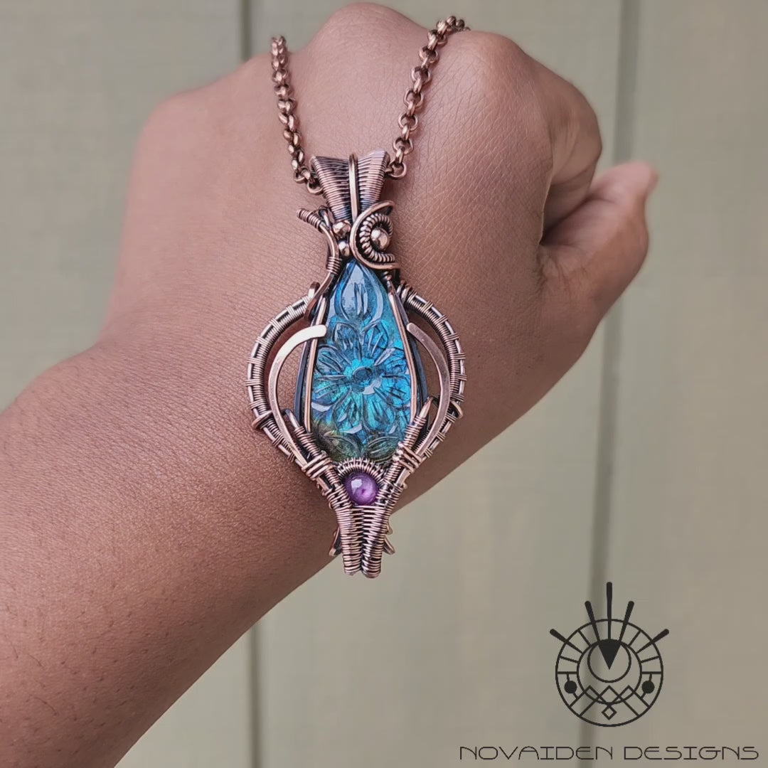 Load and play video in Gallery viewer, Flower Carved Labradorite & Star Ruby Talisman