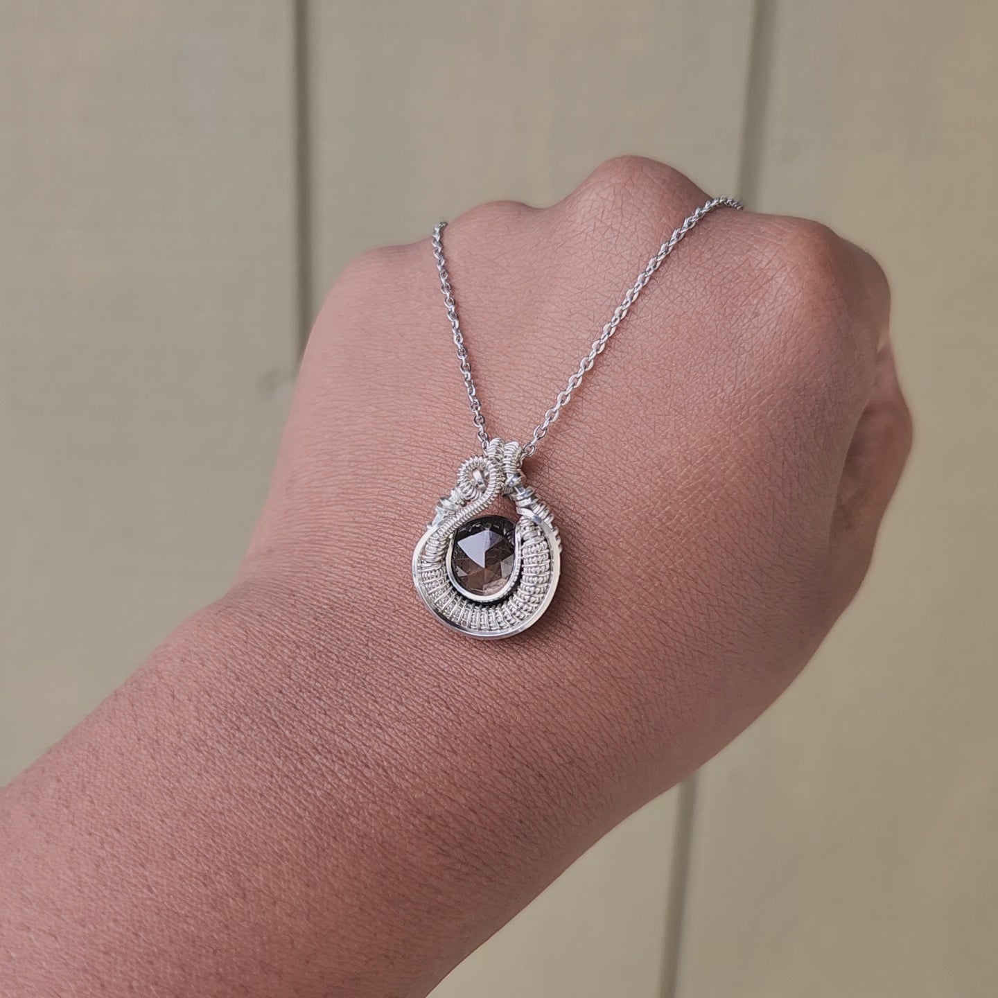 Load and play video in Gallery viewer, Golden Chocolate Sapphire Mini Pendant