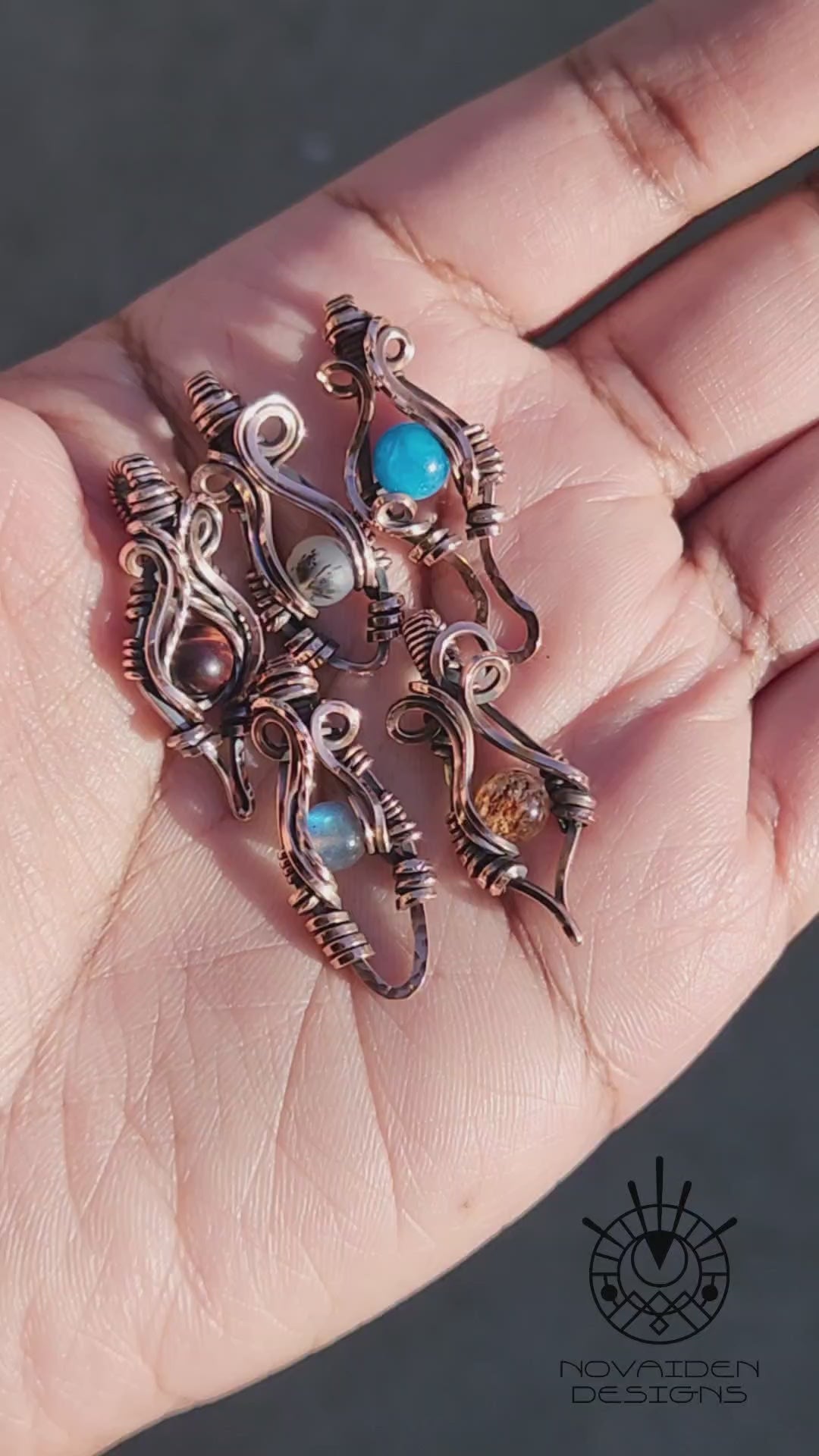 Load and play video in Gallery viewer, Mini Crystal Bead Necklace