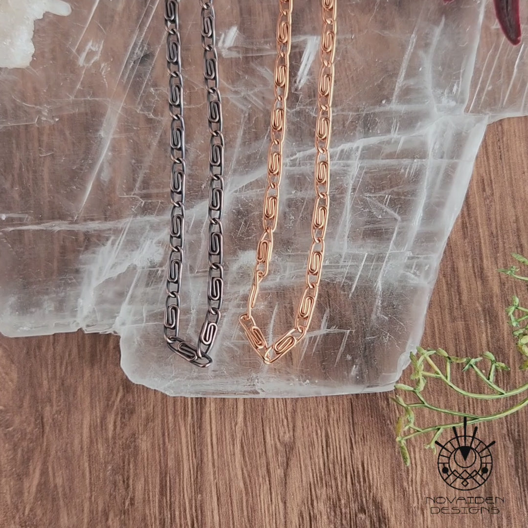 Load and play video in Gallery viewer, Copper Scroll Link Chain Necklace