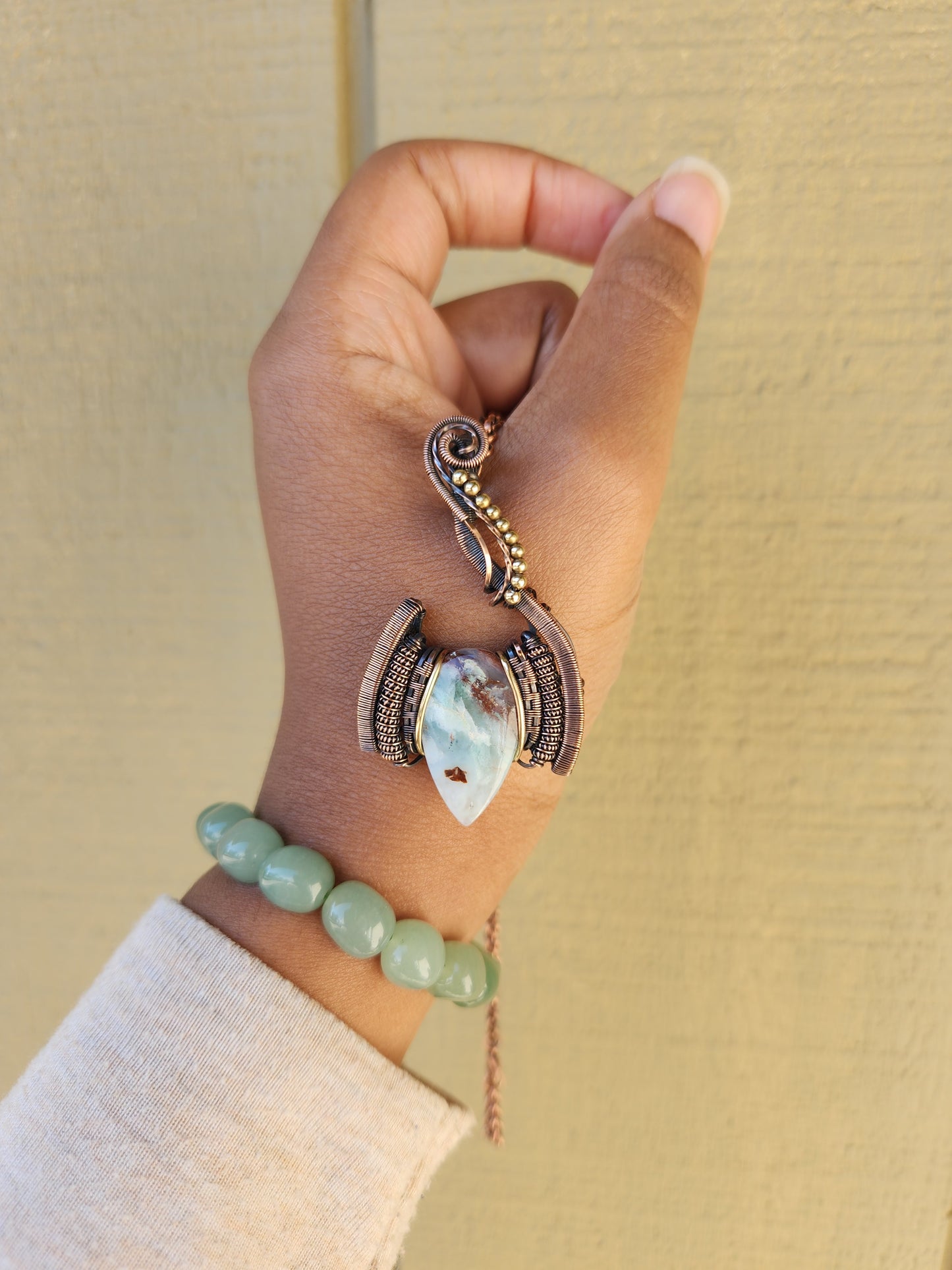 Aquaprase Pendant