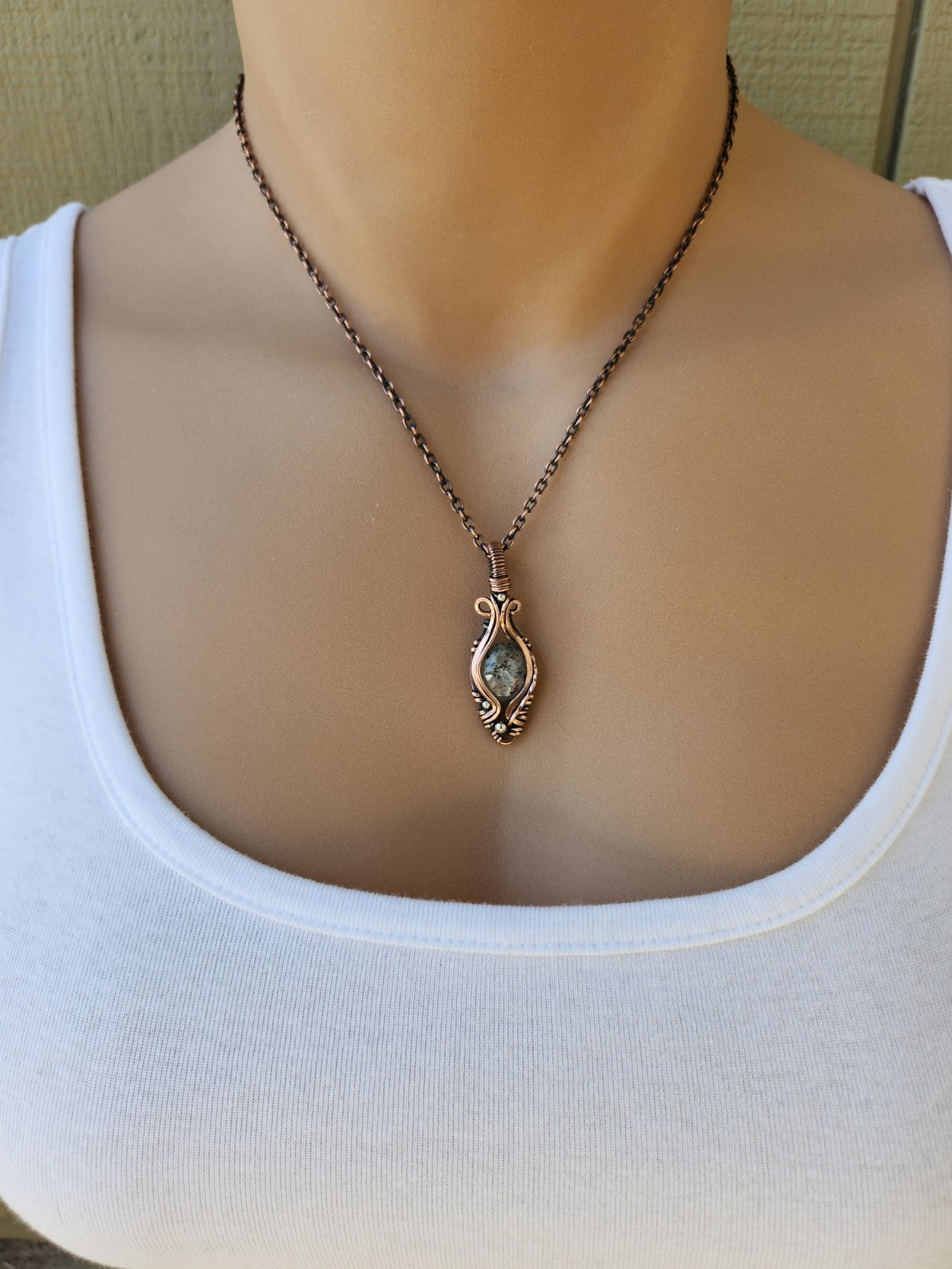 Faceted Green Dot Quartz Pendant