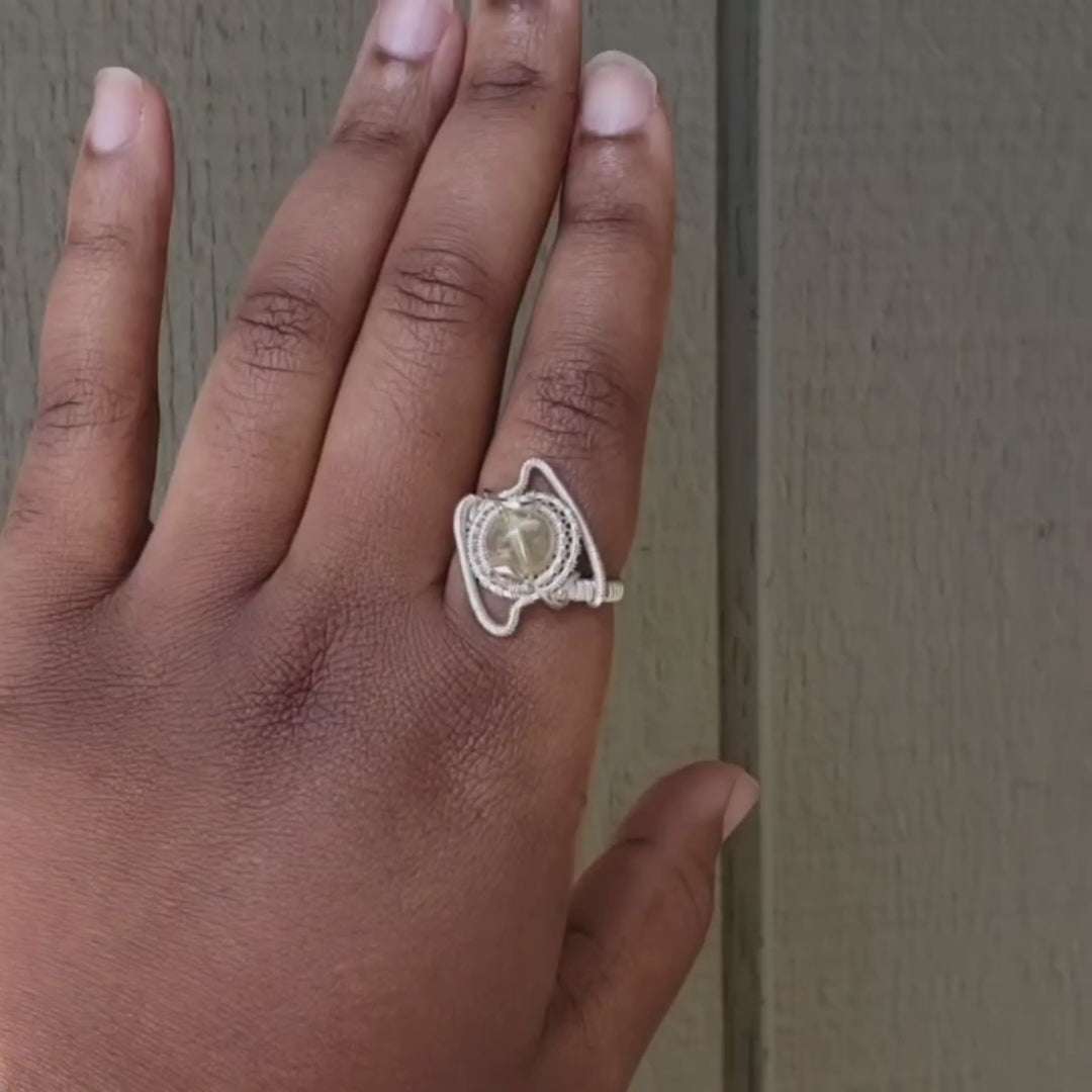 Load and play video in Gallery viewer, Natural Citrine in Sterling Silver ring
