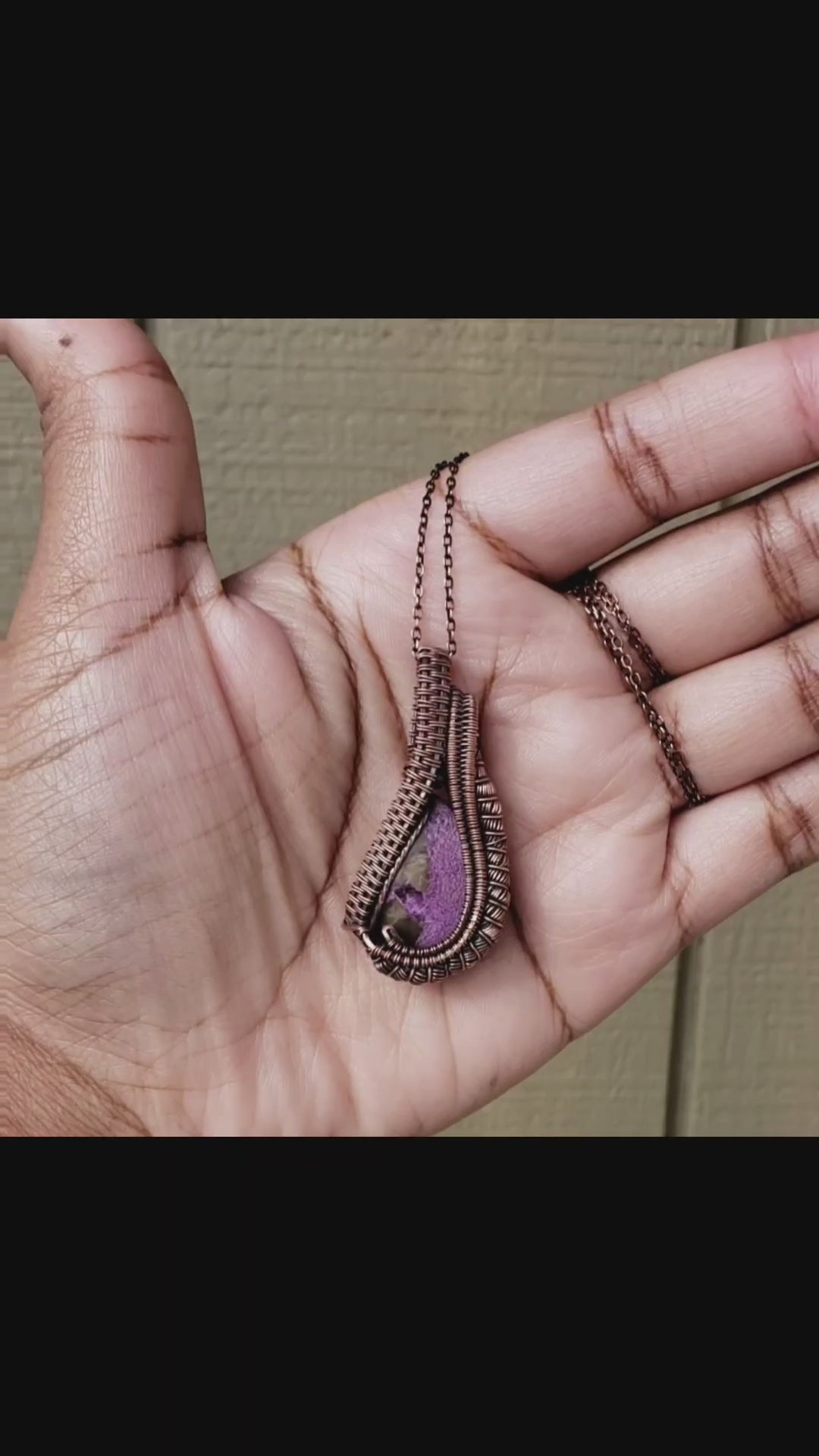 Load and play video in Gallery viewer, Stichtite Serpentine in Solid Copper Pendant