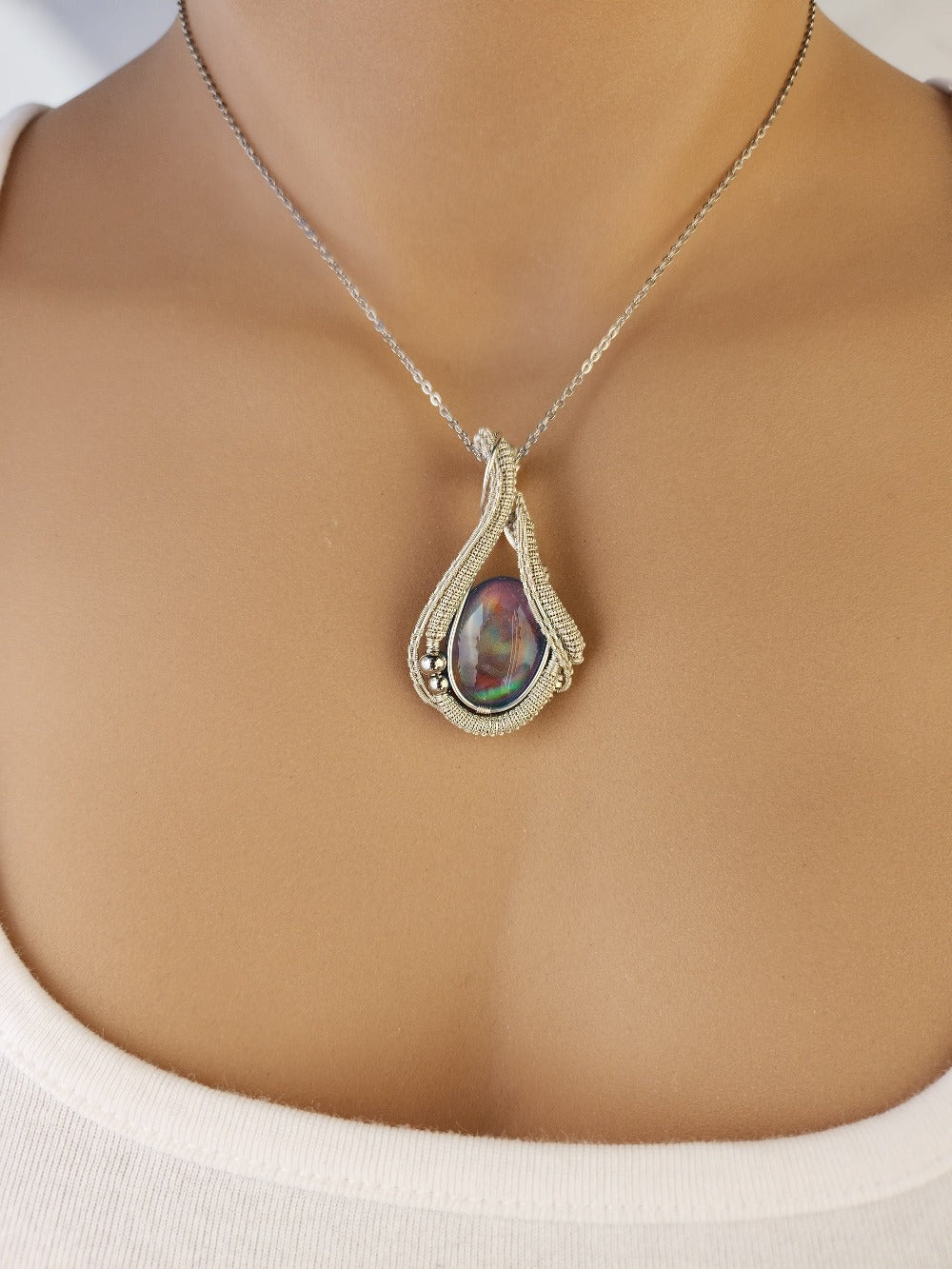 Load image into Gallery viewer, Aurora Opal Glow Pendant
