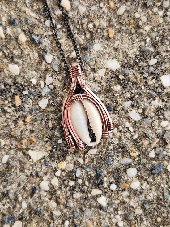 Cowrie Shell & Black Spinel Copper Necklace