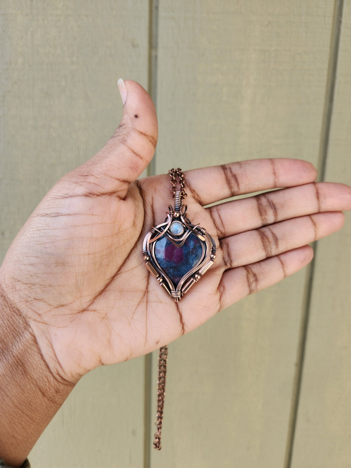 Load image into Gallery viewer, Ruby in Blue Kyanite &amp;amp; Rainbow Moonstone Heart Talisman
