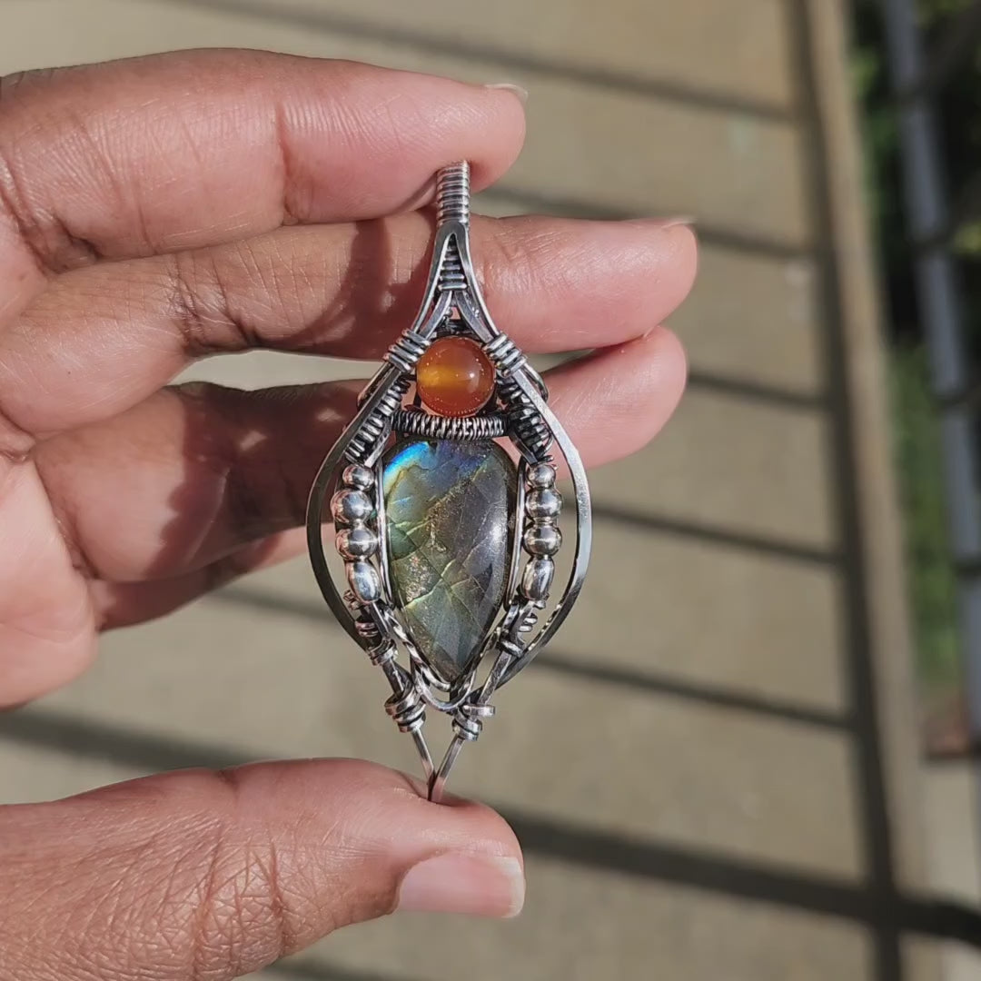 Load and play video in Gallery viewer, Labradorite &amp;amp; Carnelian Amulet
